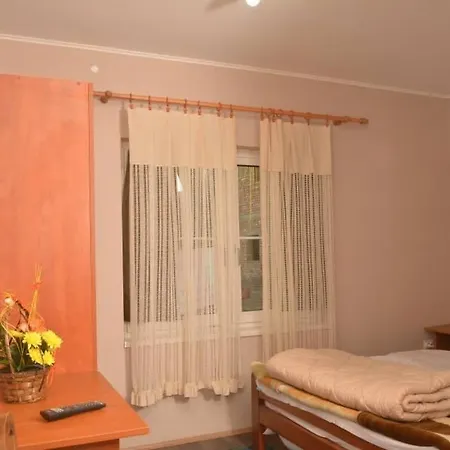 Etno Kuca Paor-apartmani Kikinda